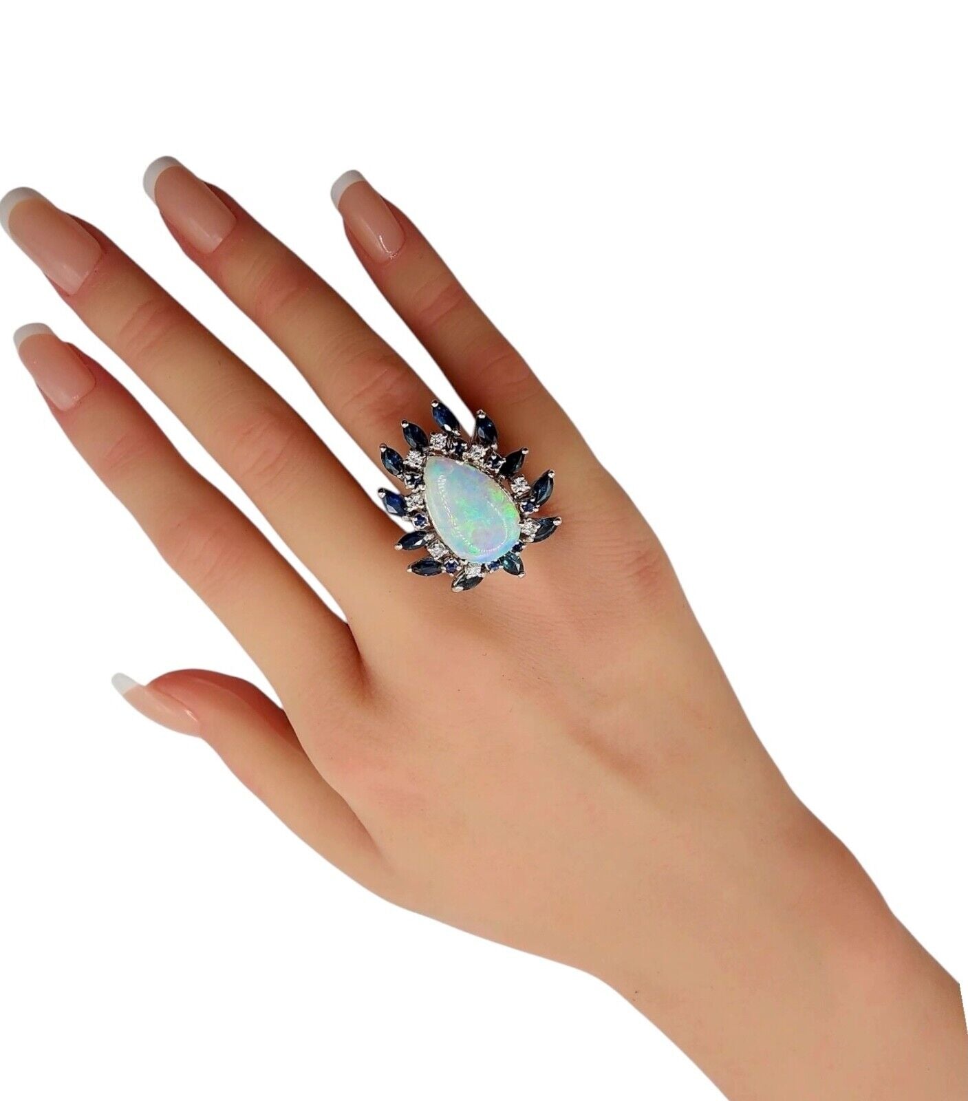 Amazing Gold, Diamond  and large Opal Women's Ring