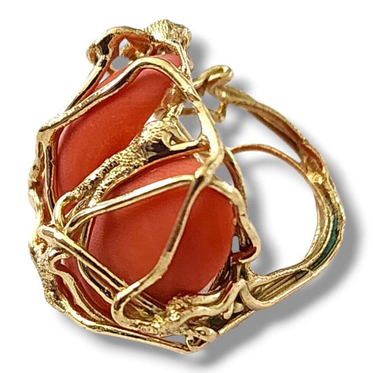 Ring Vintage Natural Coral 18K Yellow Gold Cocktail Ring