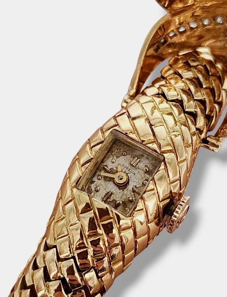 Gobelin. 18K Gold Bracelet with Diamonds and Hidden Watch