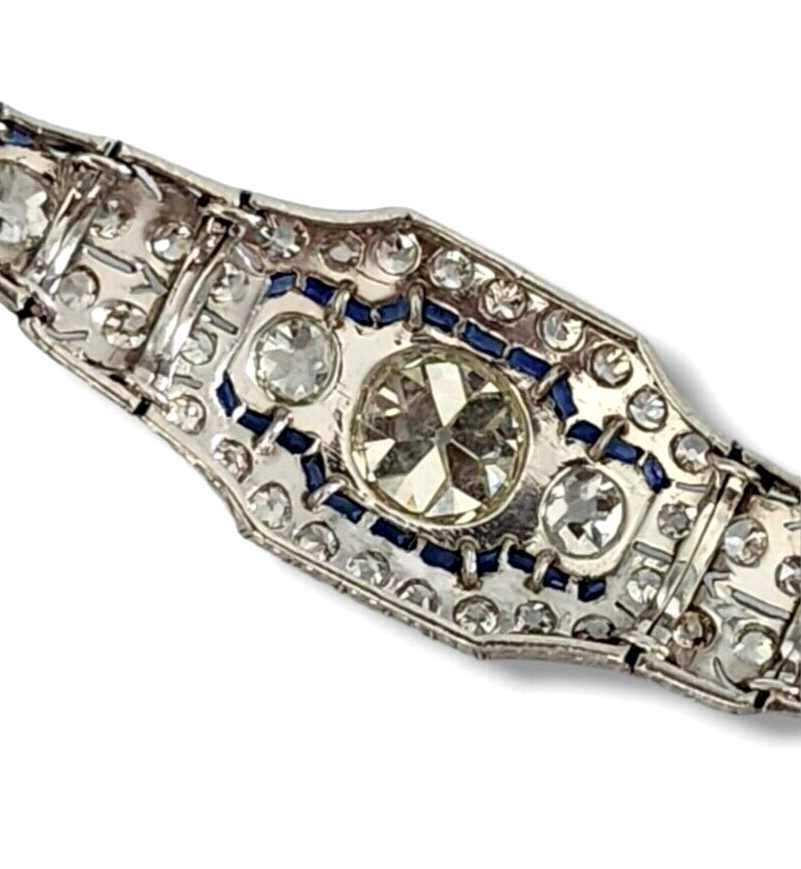 Gorgeous Rare Art Deco Platinum 6.39 Carats Diamond Bracelet Circa 1930