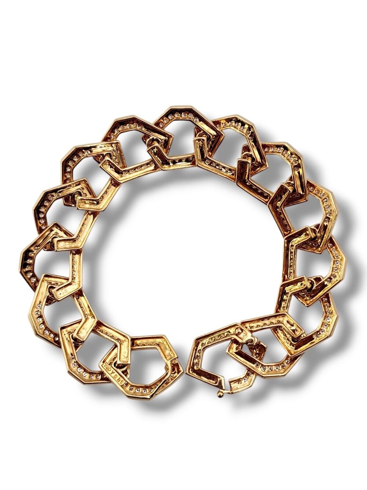 Beautiful 18k Gold and Natural Diamond Bracelet 3.54 Carats