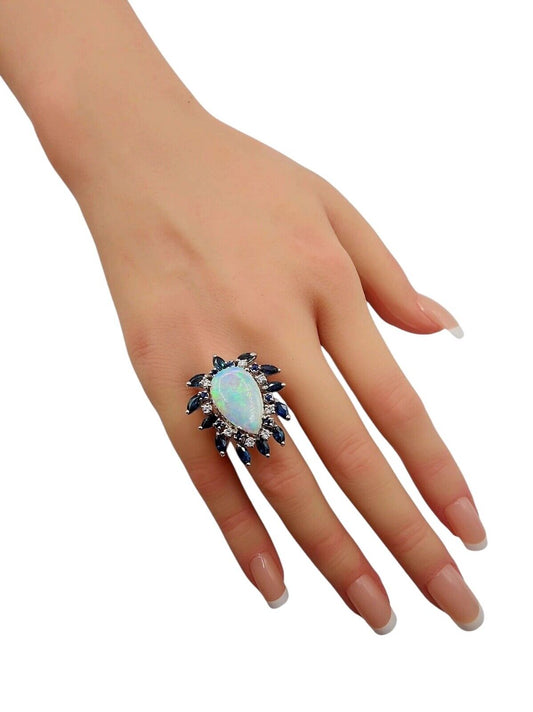 Amazing Gold, Diamond  and large Opal Women's Ring