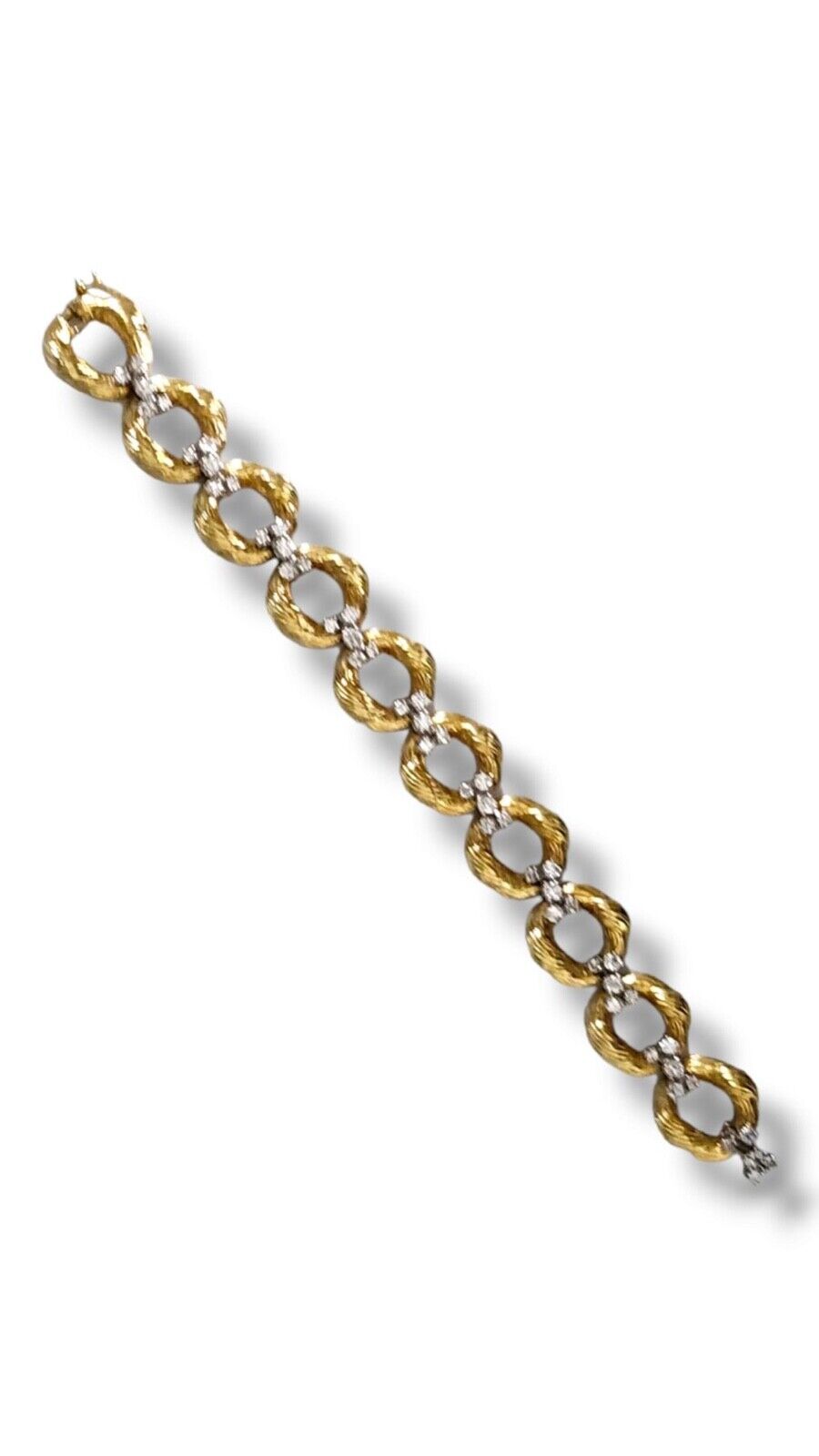 Amazing  18k Gold & 8.0 Ct Natural Diamond Bracelet  45 Grams