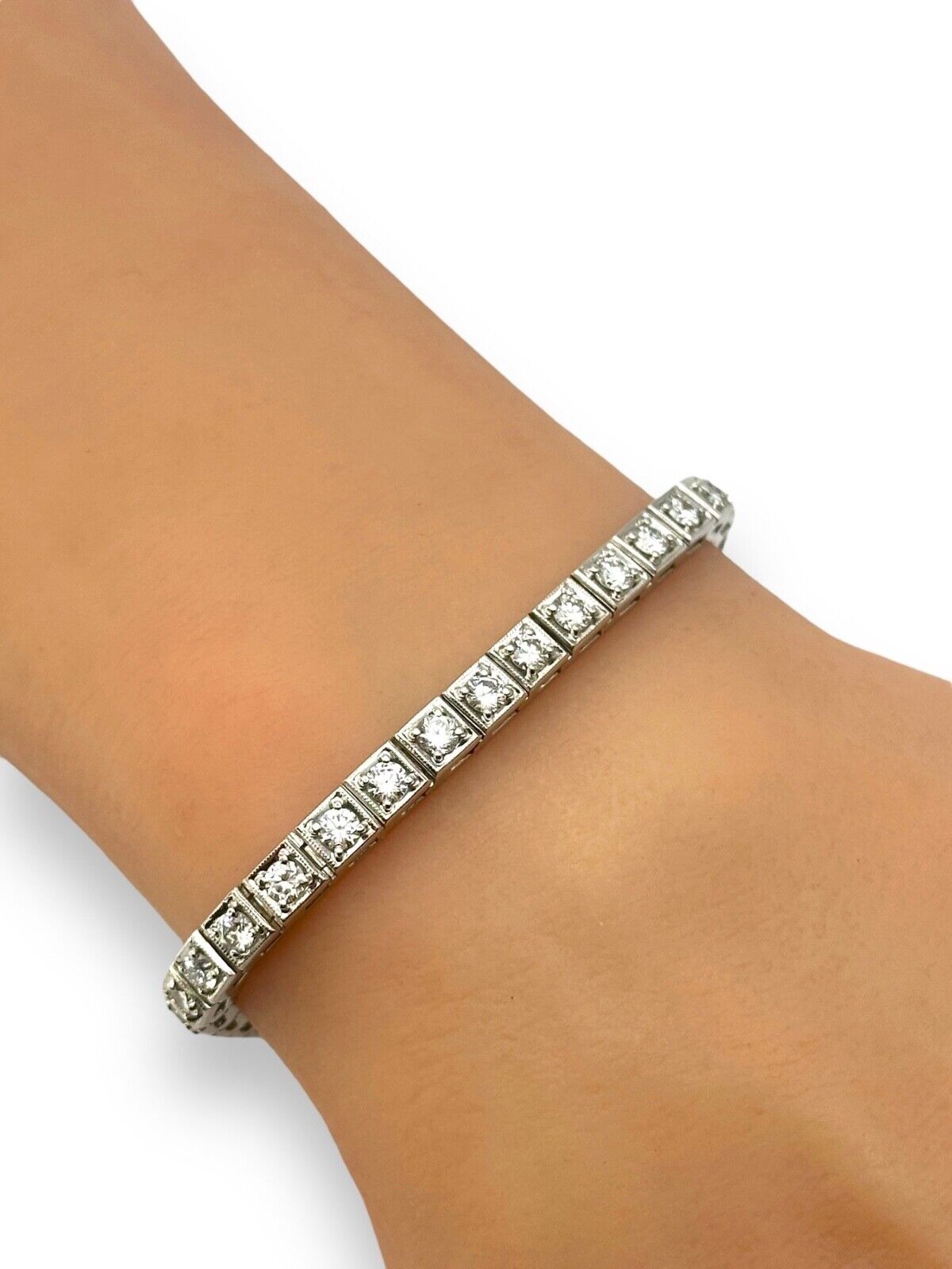 Vintage  18K White Gold  and Diamond Bracelet 4.0 Carats